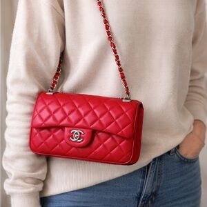 Red Quilted Flap Crossbody Bag – Classic & Timeless Style
